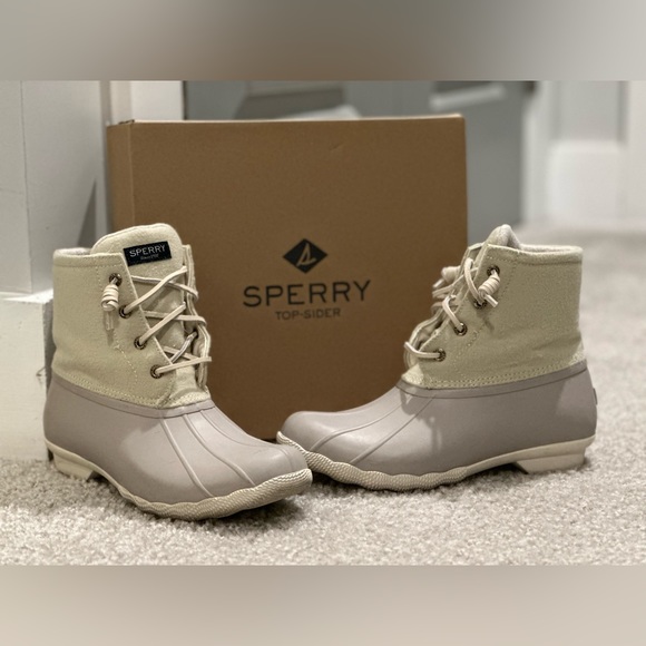 Sperry Duck Boots - Picture 1 of 8